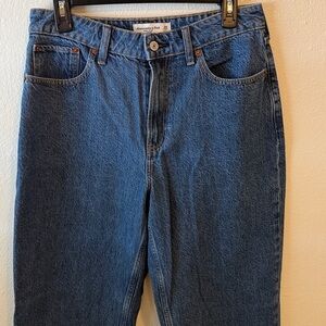 Abercrombie Curve Love High Rise Loose Jean 28 Short